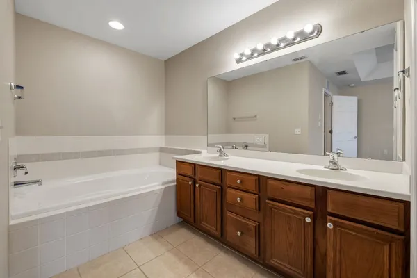 $204,900 | 1320 Hendrix Road, Unit 505, Tallahassee, FL 32301