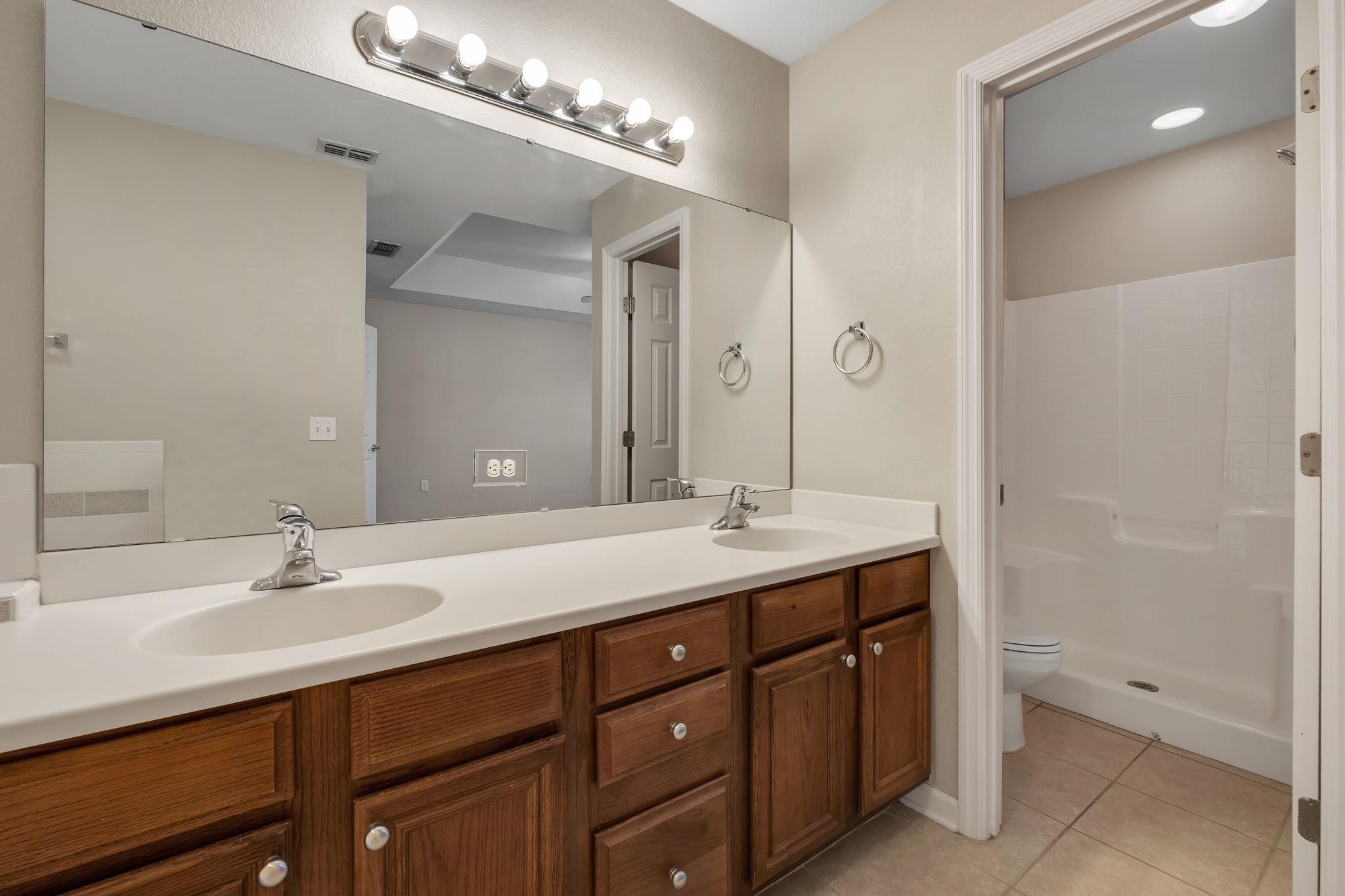 1320 Hendrix Road, Unit 505 Tallahassee, FL 32301 - Photo 17 of 23