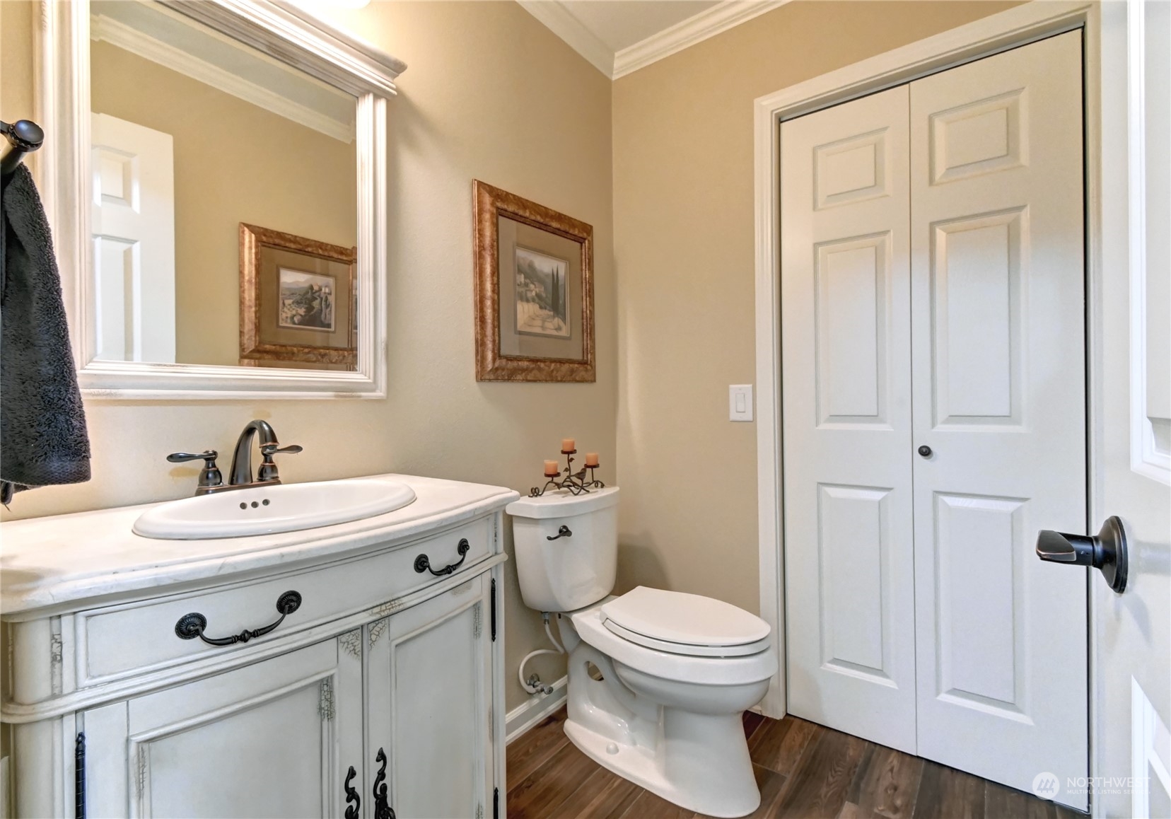 2002 189th Place Southeast Bothell, WA 98012 - Photo 4 of 29 Gallery Image 4