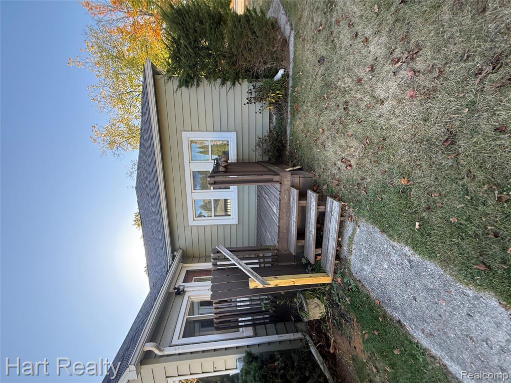 7154 Lester Street Lexington, MI 48450 - Photo 6 of 23