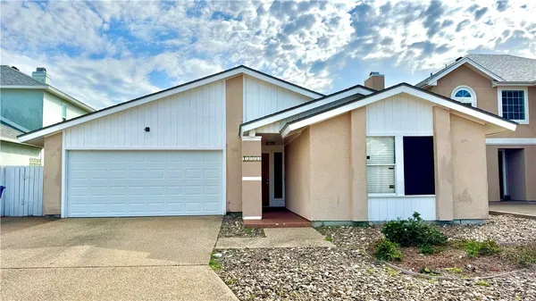 $2,450 | 13553 Peseta Court, Corpus Christi, TX 78418