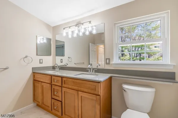 $500,000 | 10 Encampment Drive, Bedminster, NJ 07921