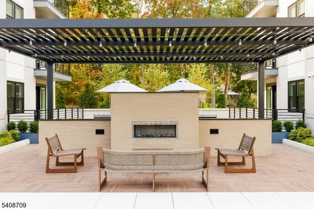 $2,835 | 169 Johnson Road, Morris Plains, NJ 07950