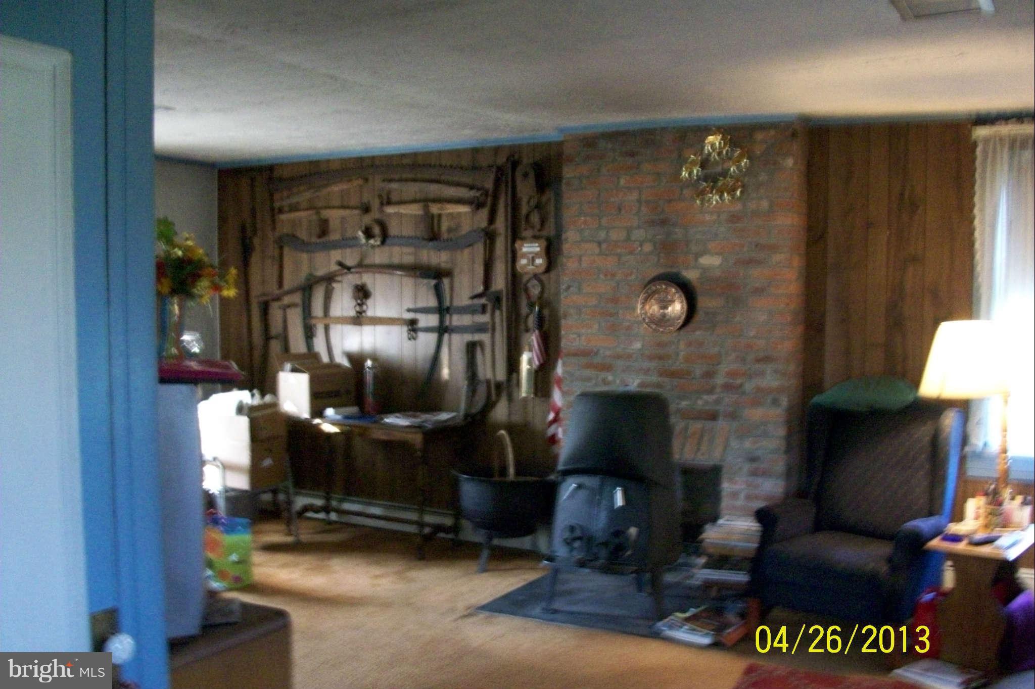 3552 Kump Station Road Taneytown, MD 21787 - Photo 15 of 18 Living Room