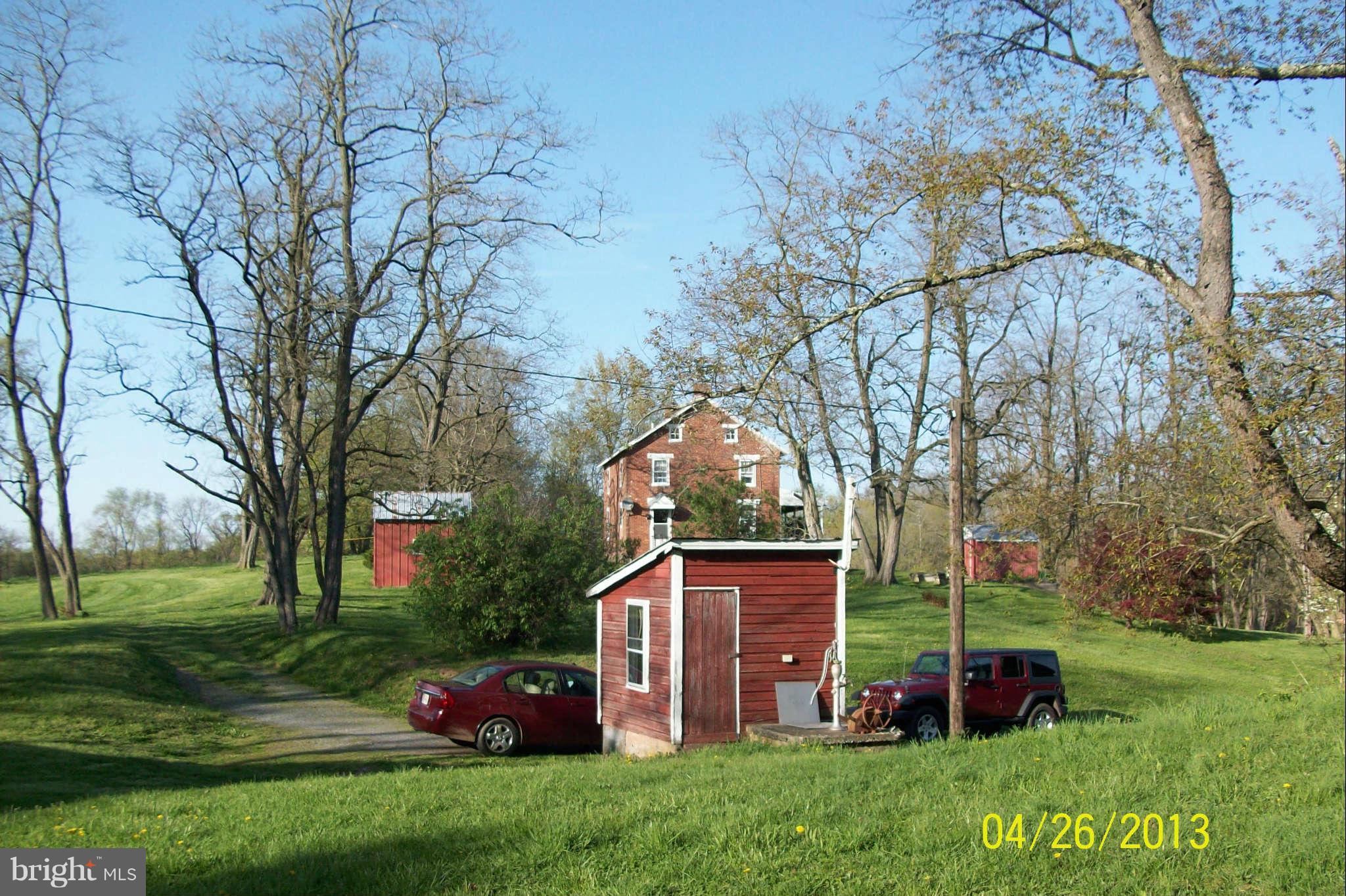 3552 Kump Station Road Taneytown, MD 21787 - Photo 10 of 18 Exterior (General)