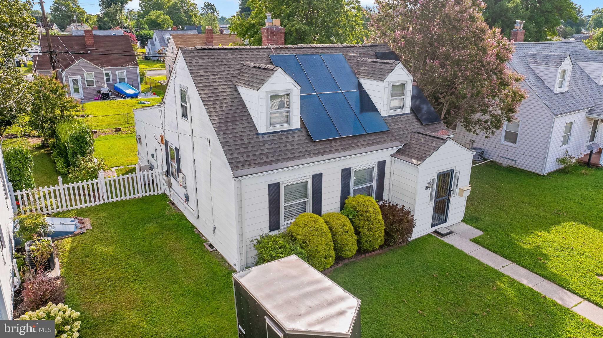 3421 Cornwall Road Dundalk, MD 21222 - Photo 11 of 45 a view of a backyard with plants