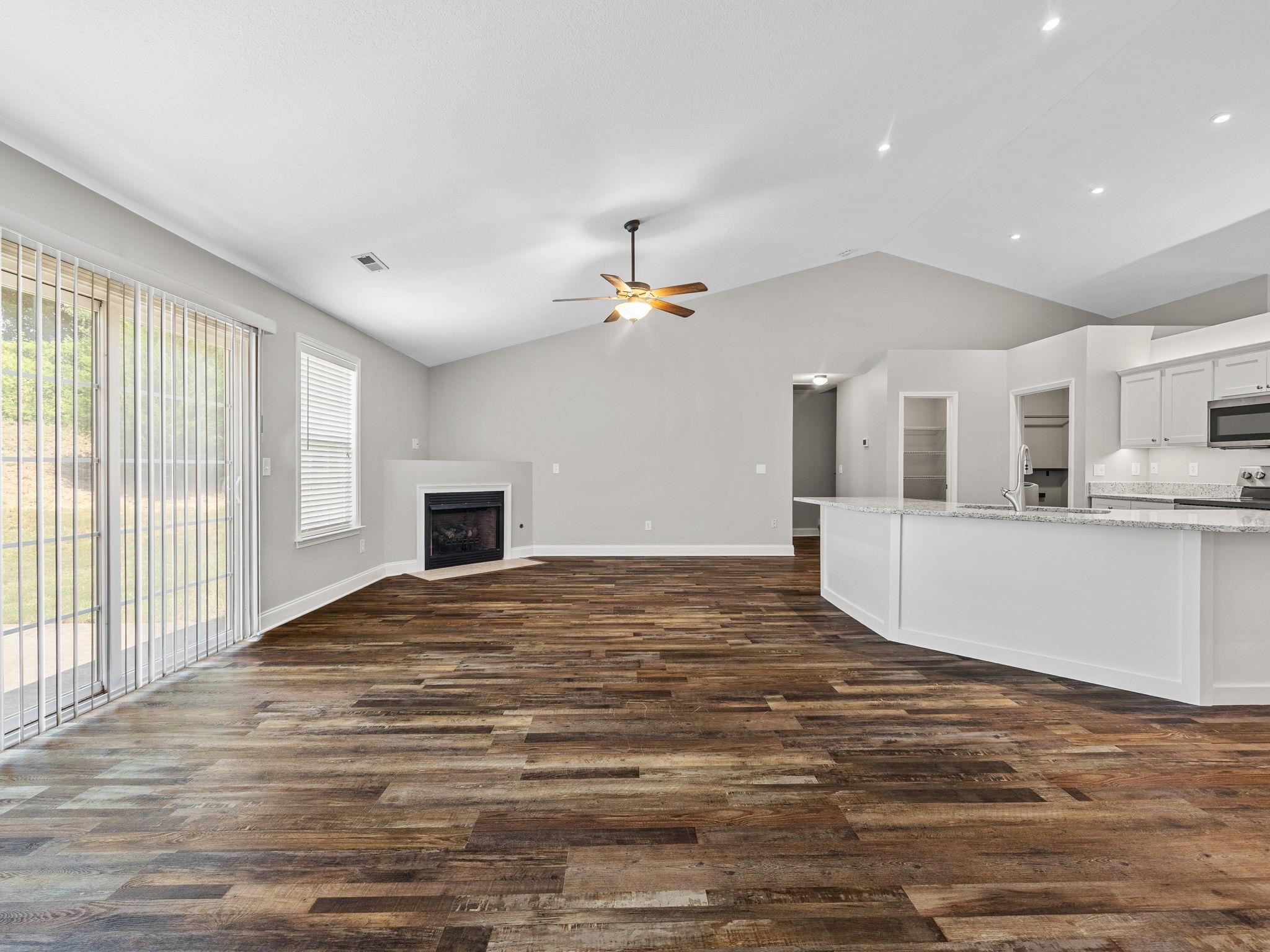 319 Kelly Farm Road Moore, SC 29369 - Photo 12 of 45