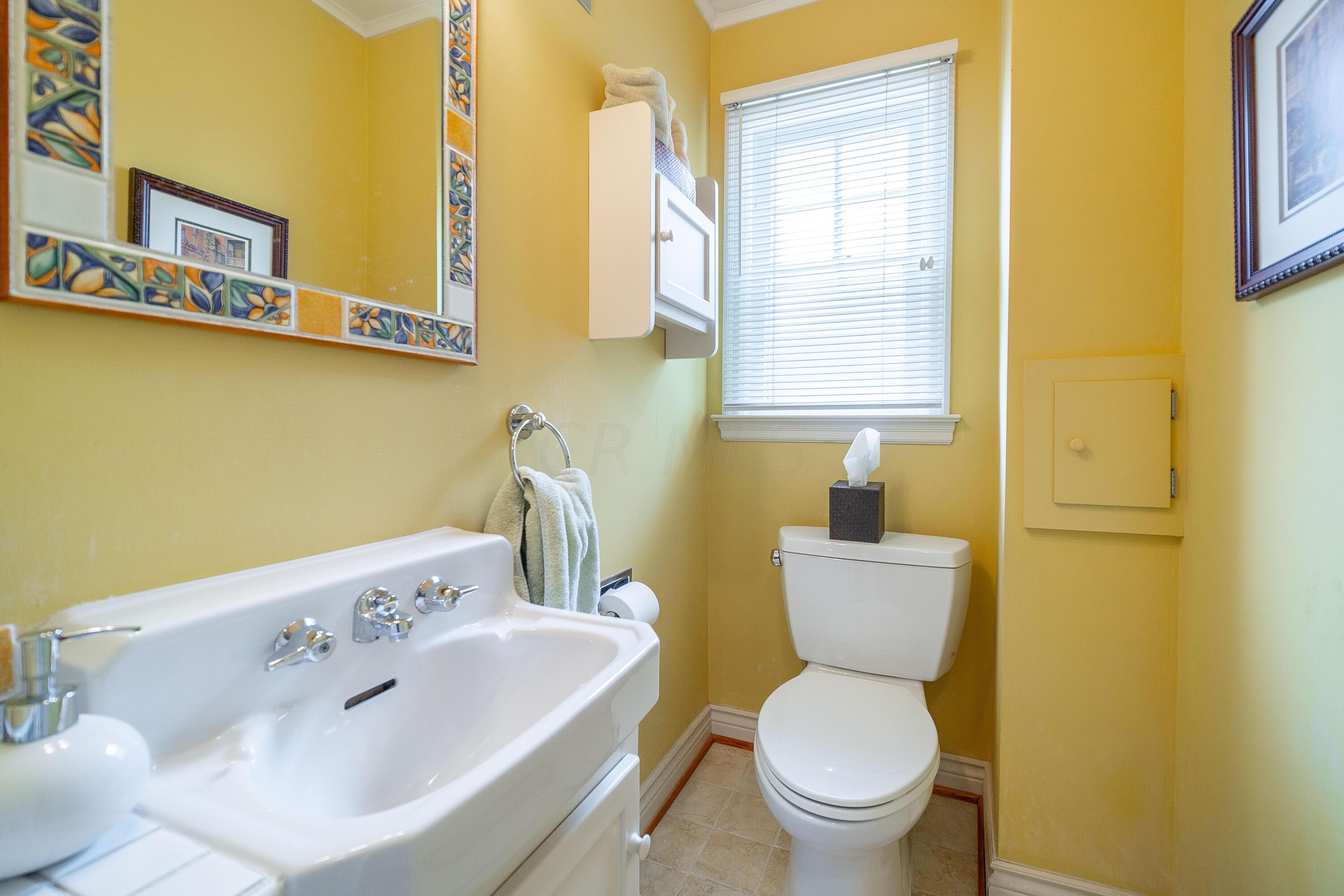 211 Fallis Road Columbus, OH 43214 - Photo 21 of 46 211 Fallis Rd-35