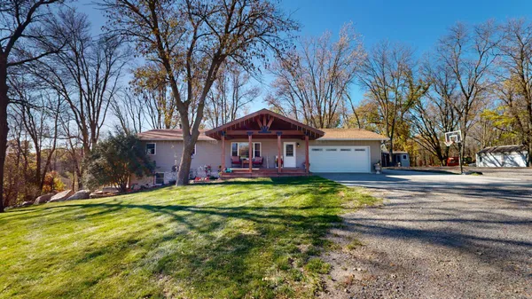 $588,000 | 14919 Cedardale Road, Paynesville, MN 56362