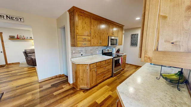 $588,000 | 14919 Cedardale Road, Paynesville, MN 56362