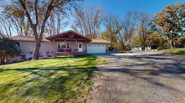 $588,000 | 14919 Cedardale Road, Paynesville, MN 56362
