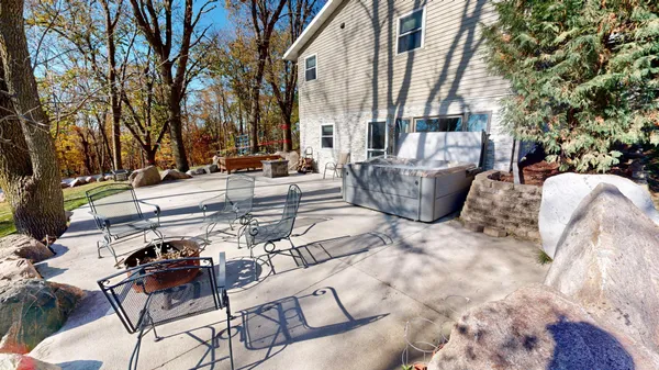 $588,000 | 14919 Cedardale Road, Paynesville, MN 56362