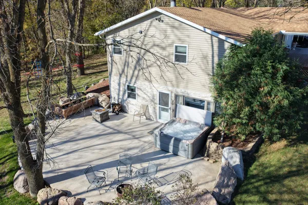 $588,000 | 14919 Cedardale Road, Paynesville, MN 56362