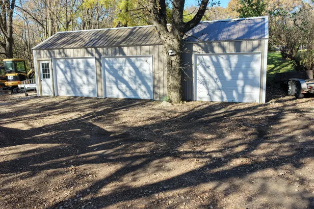 $588,000 | 14919 Cedardale Road, Paynesville, MN 56362