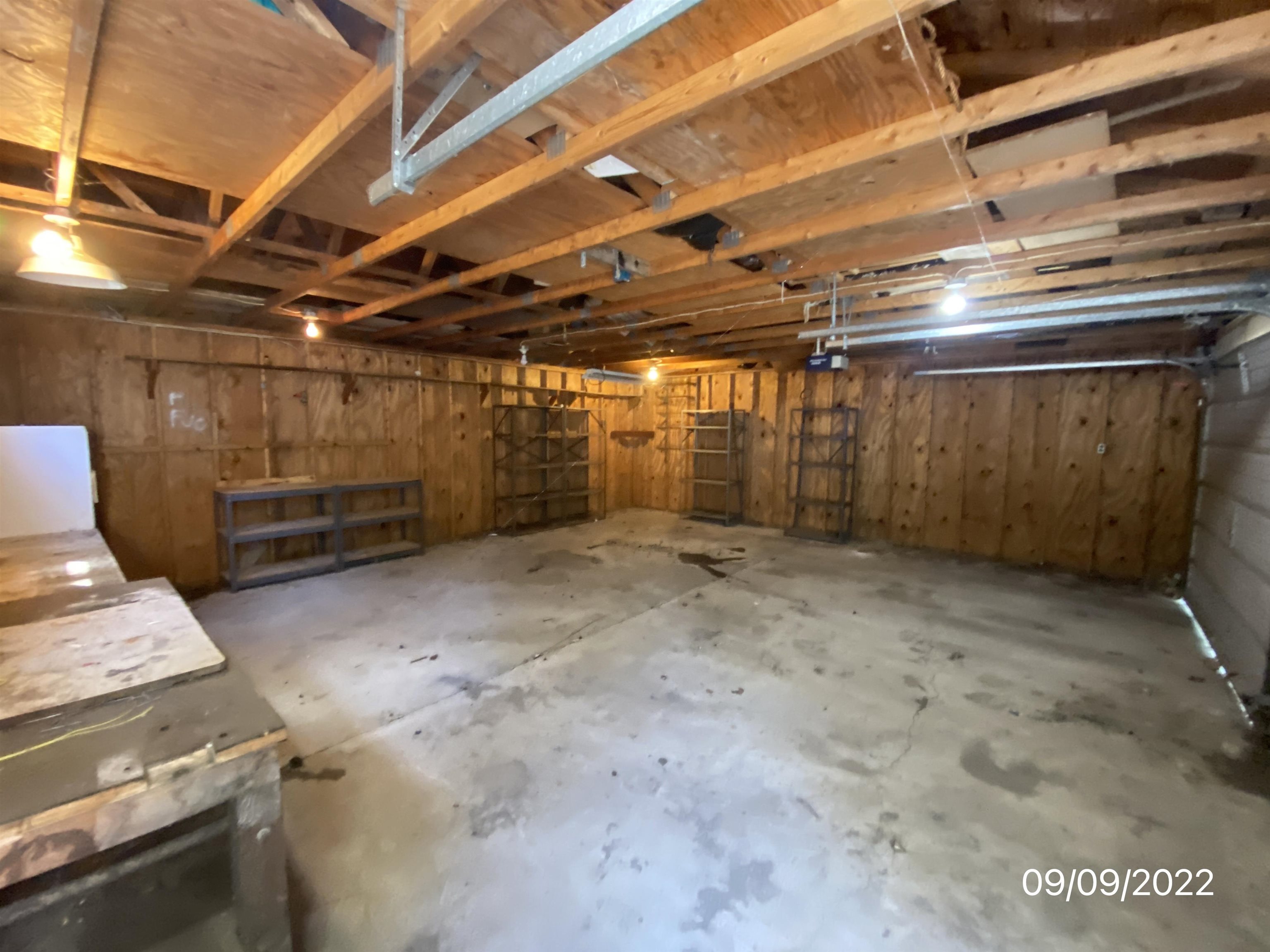 1572 Eberly Road Flint, MI 48532 - Photo 30 of 31 50092232-39.JPG