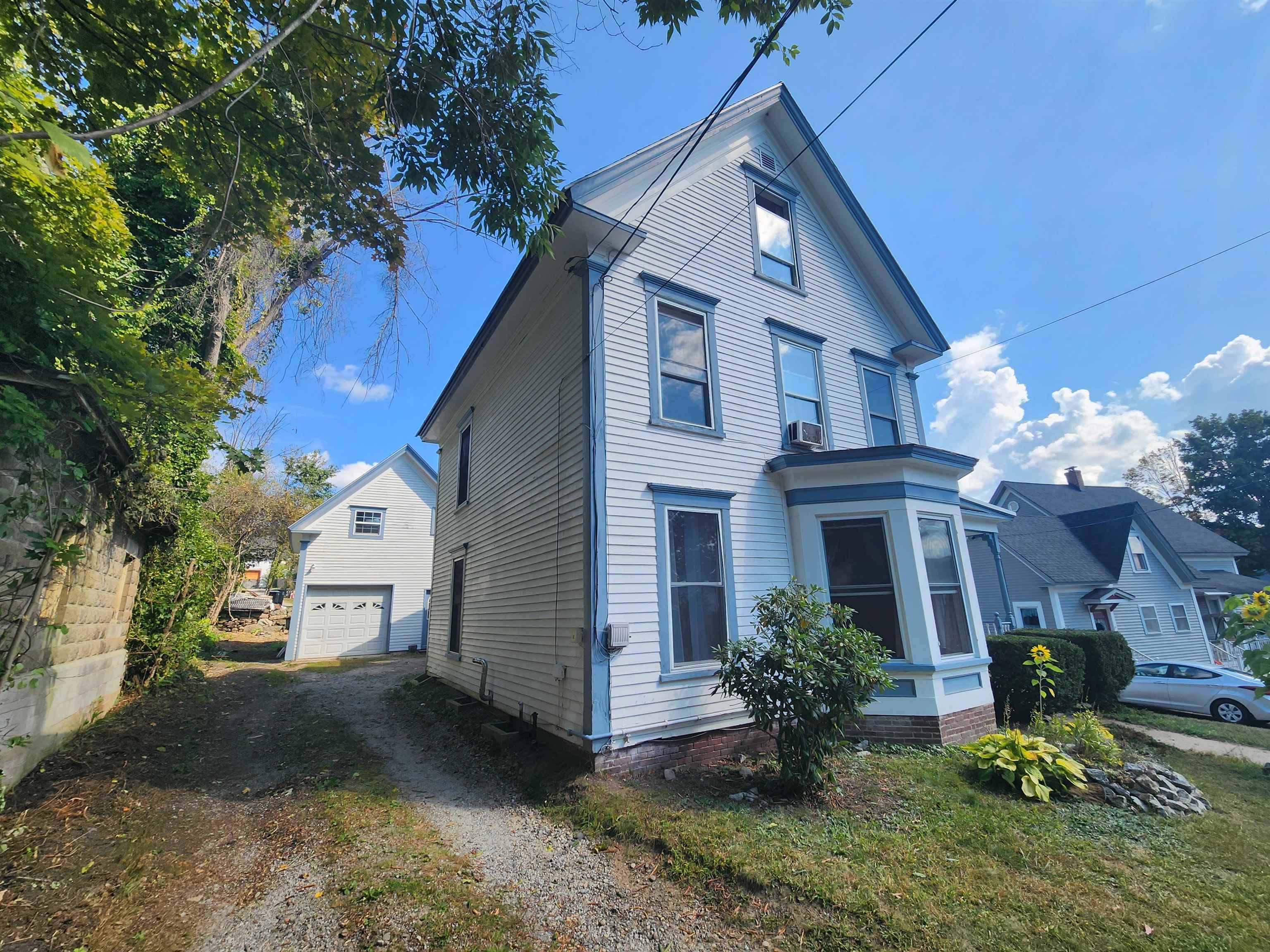 62 Maple Square Franklin, NH 03235 - Photo 3 of 30