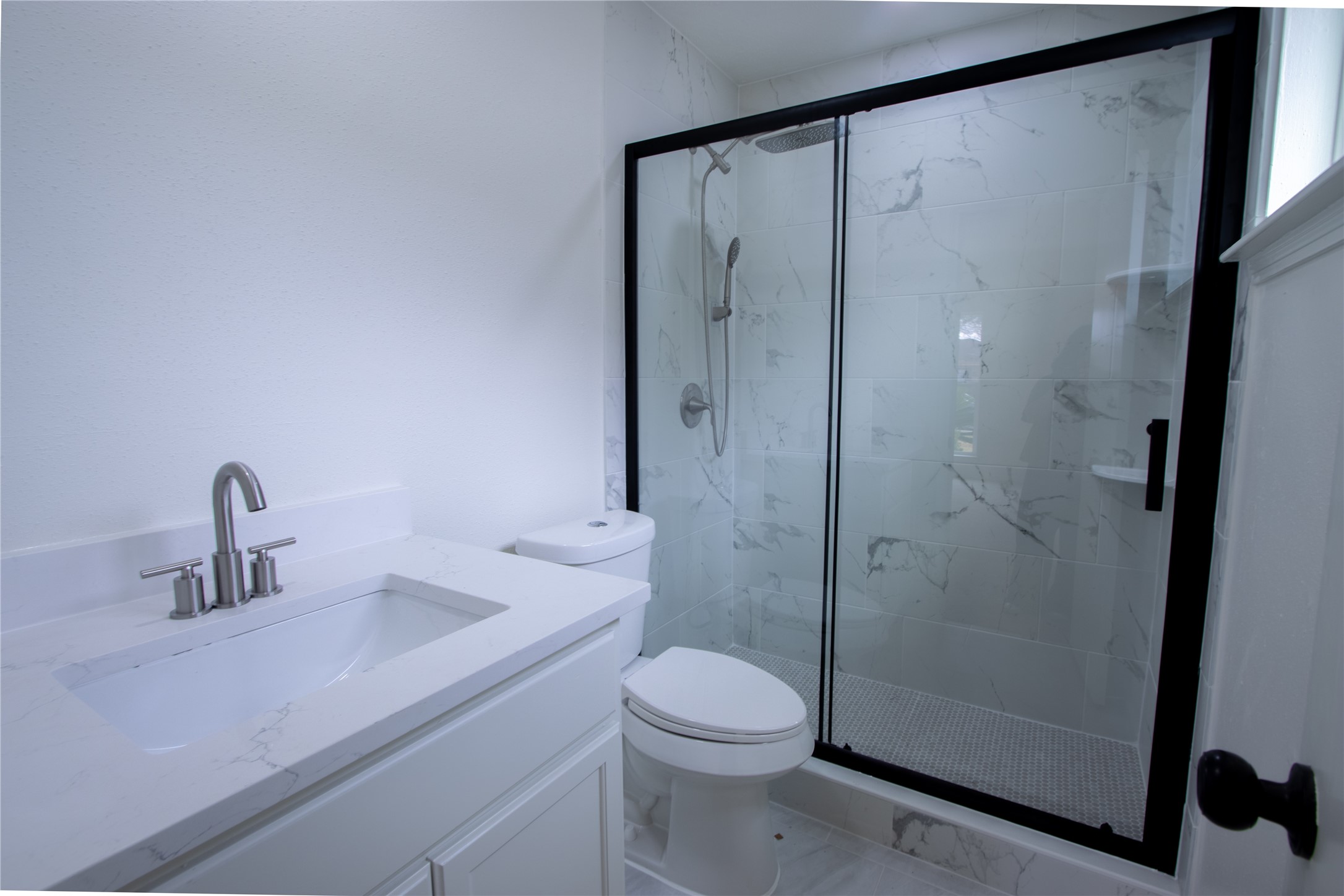 9310 Vickijohn Drive Houston, TX 77031 - Photo 11 of 16