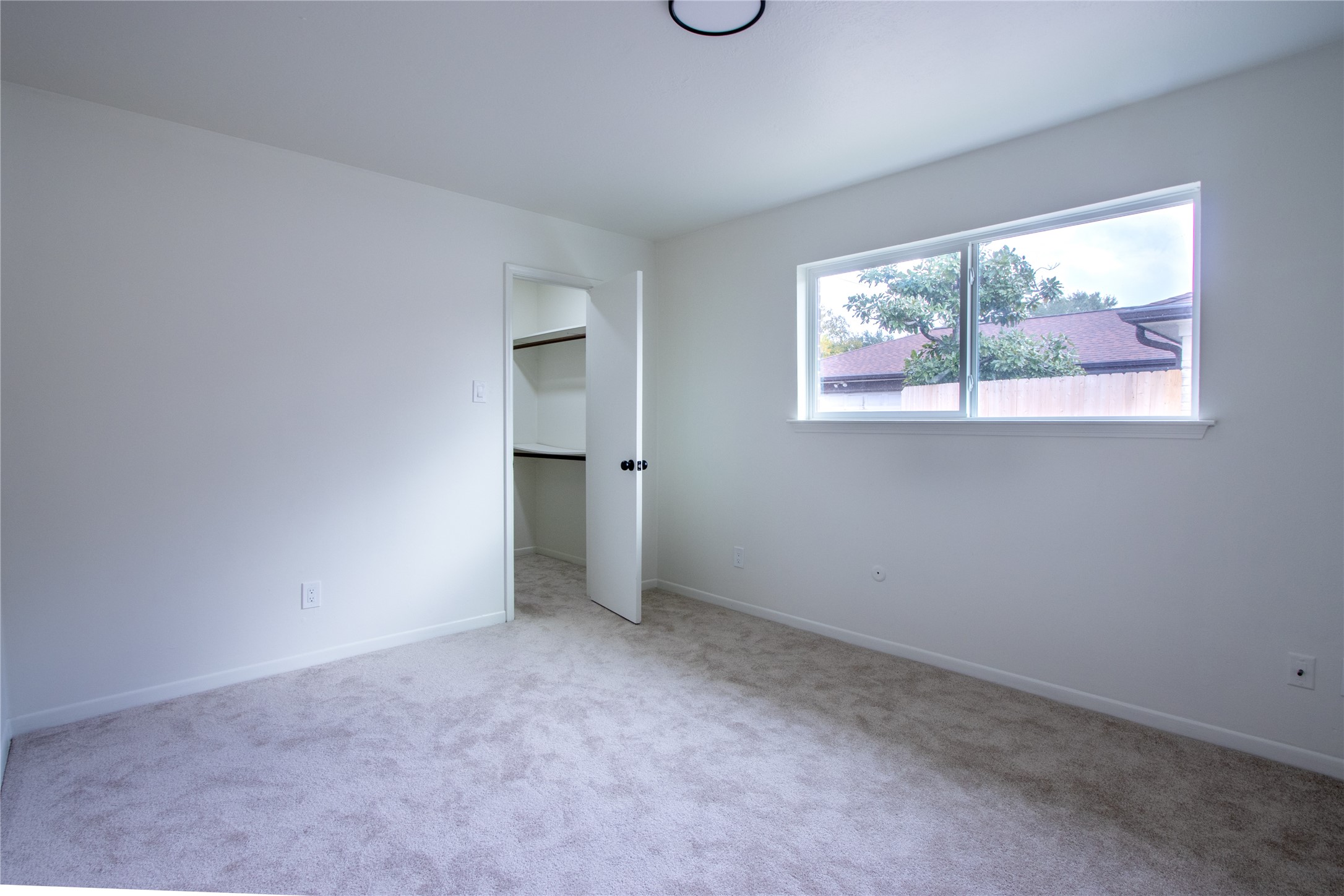 9310 Vickijohn Drive Houston, TX 77031 - Photo 12 of 16