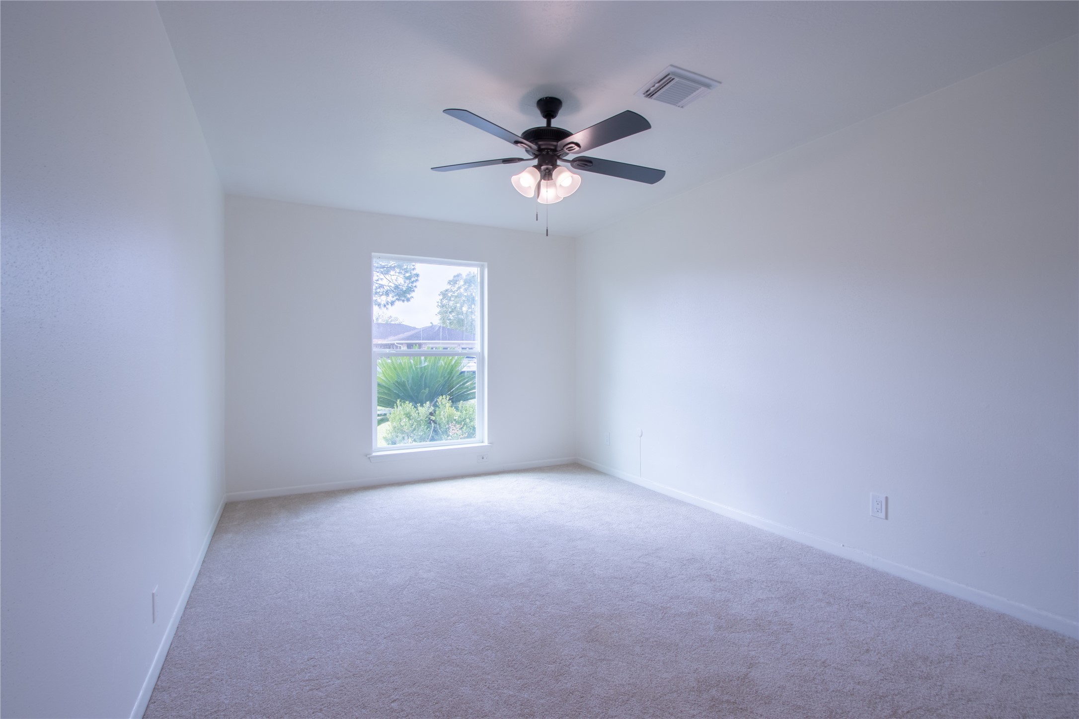 9310 Vickijohn Drive Houston, TX 77031 - Photo 10 of 16