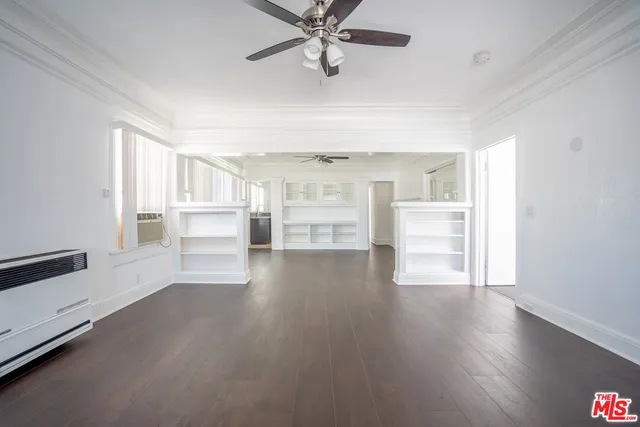 $2,800 | 2324 West Washington Boulevard, Los Angeles, CA 90018