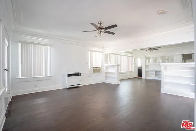 $2,800 | 2324 West Washington Boulevard, Los Angeles, CA 90018