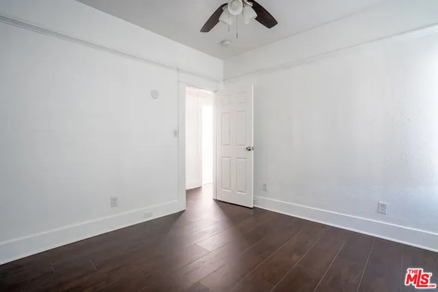 $2,800 | 2324 West Washington Boulevard, Los Angeles, CA 90018