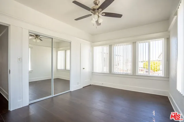 $2,800 | 2324 West Washington Boulevard, Los Angeles, CA 90018