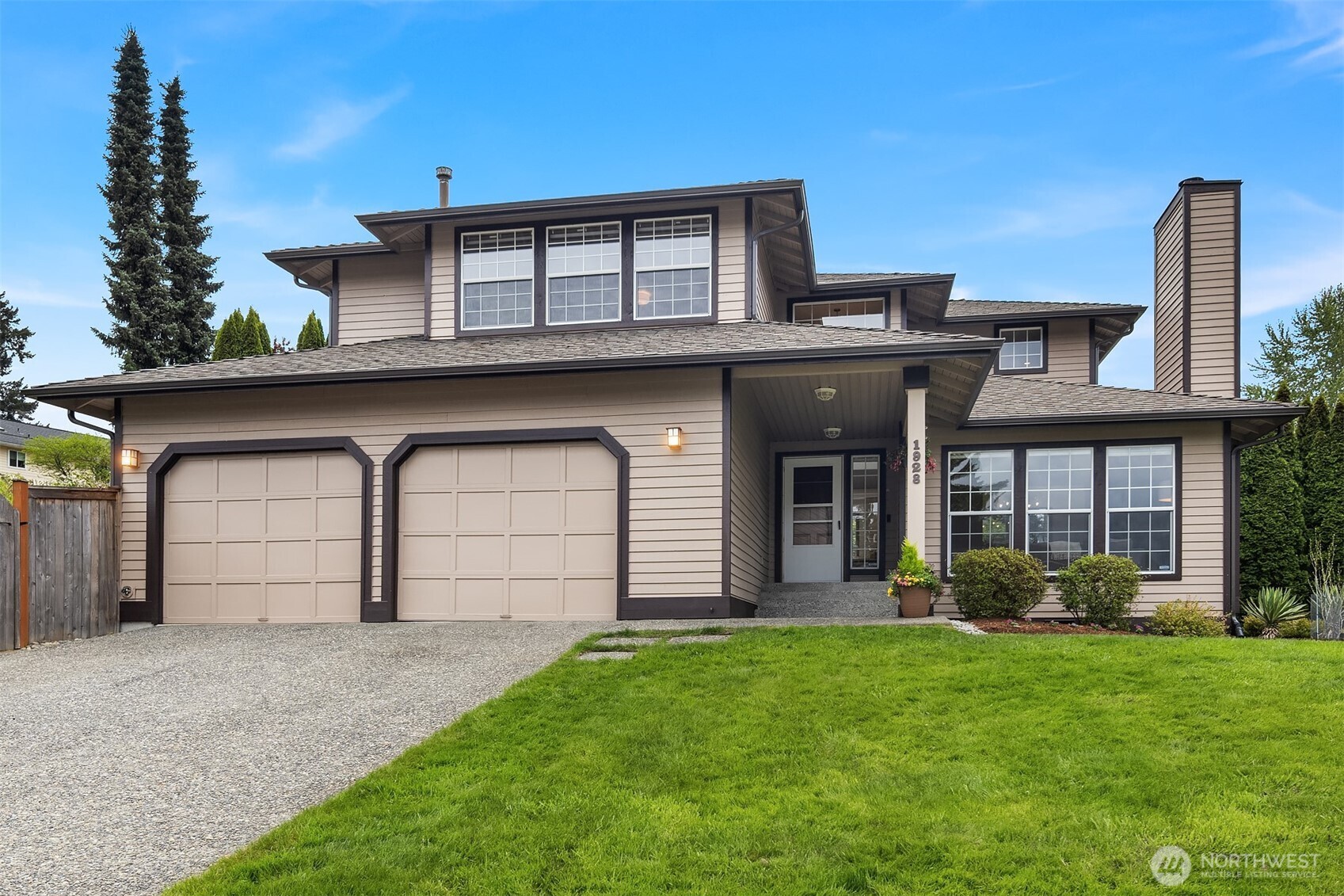 1928 237th Street Southeast Bothell, WA 98021 - Photo 3 of 31