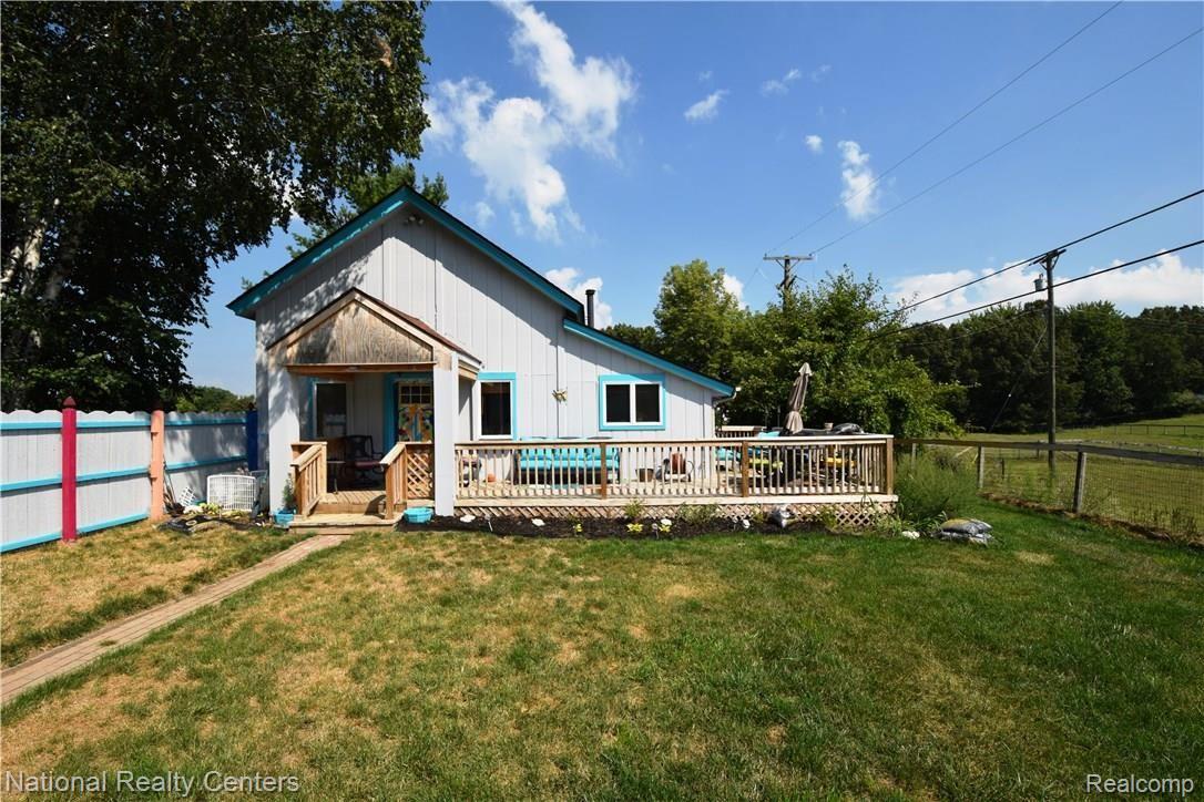 10905 Marshall Road South Lyon, MI 48178 - Photo 1 of 18 10905 Marshall Rd