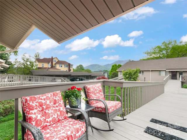 $399,000 | 671 South Haywood Street, Unit 108B, Waynesville, NC 28786