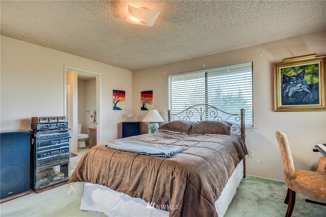 1884 Lancaster Road Freeland, WA 98249 - Photo 11 of 21