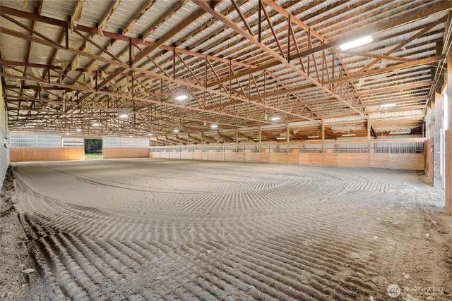 a view of a room with an empty space