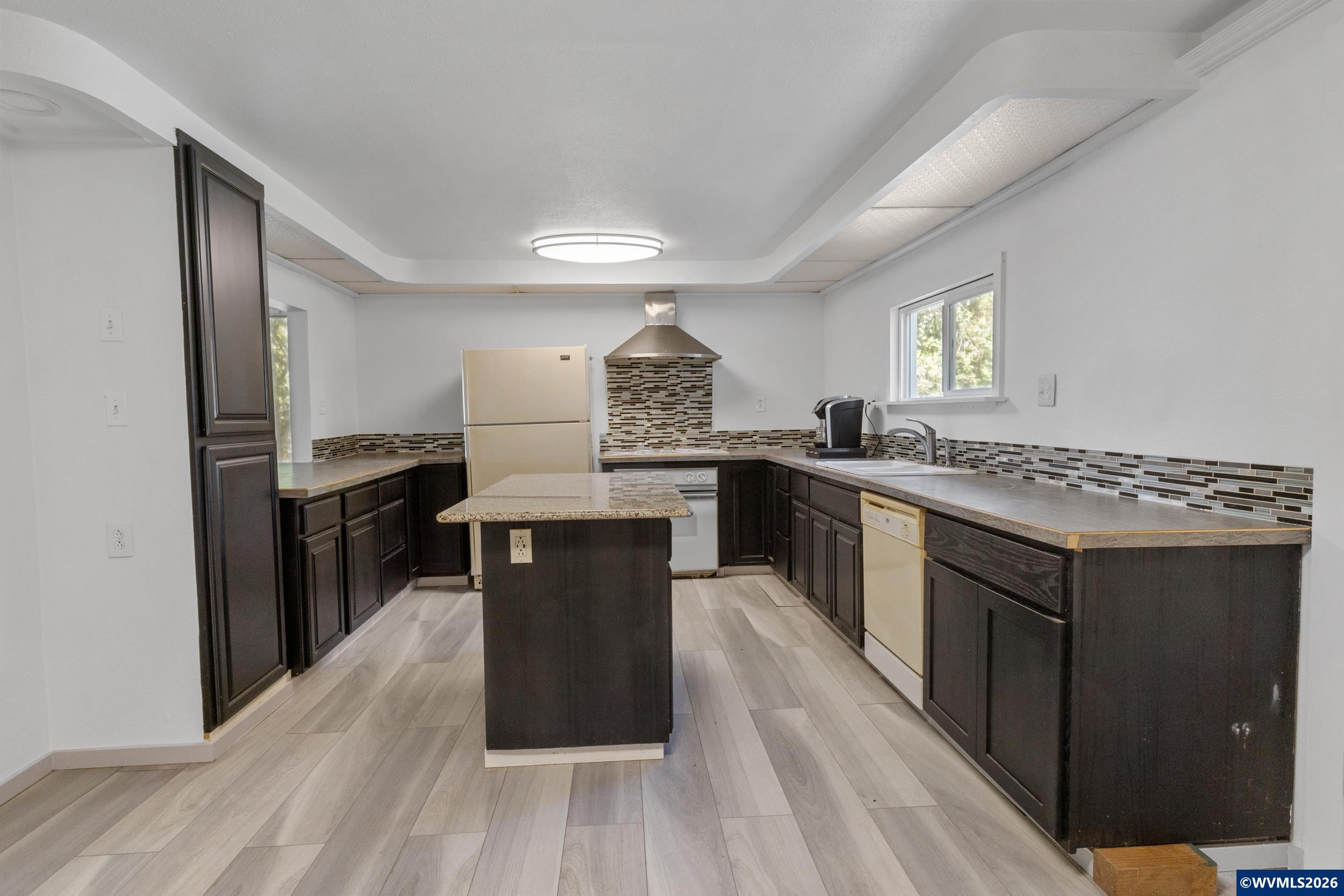 4545 Hazelgreen Road Northeast Salem, OR 97305 - Photo 4 of 33