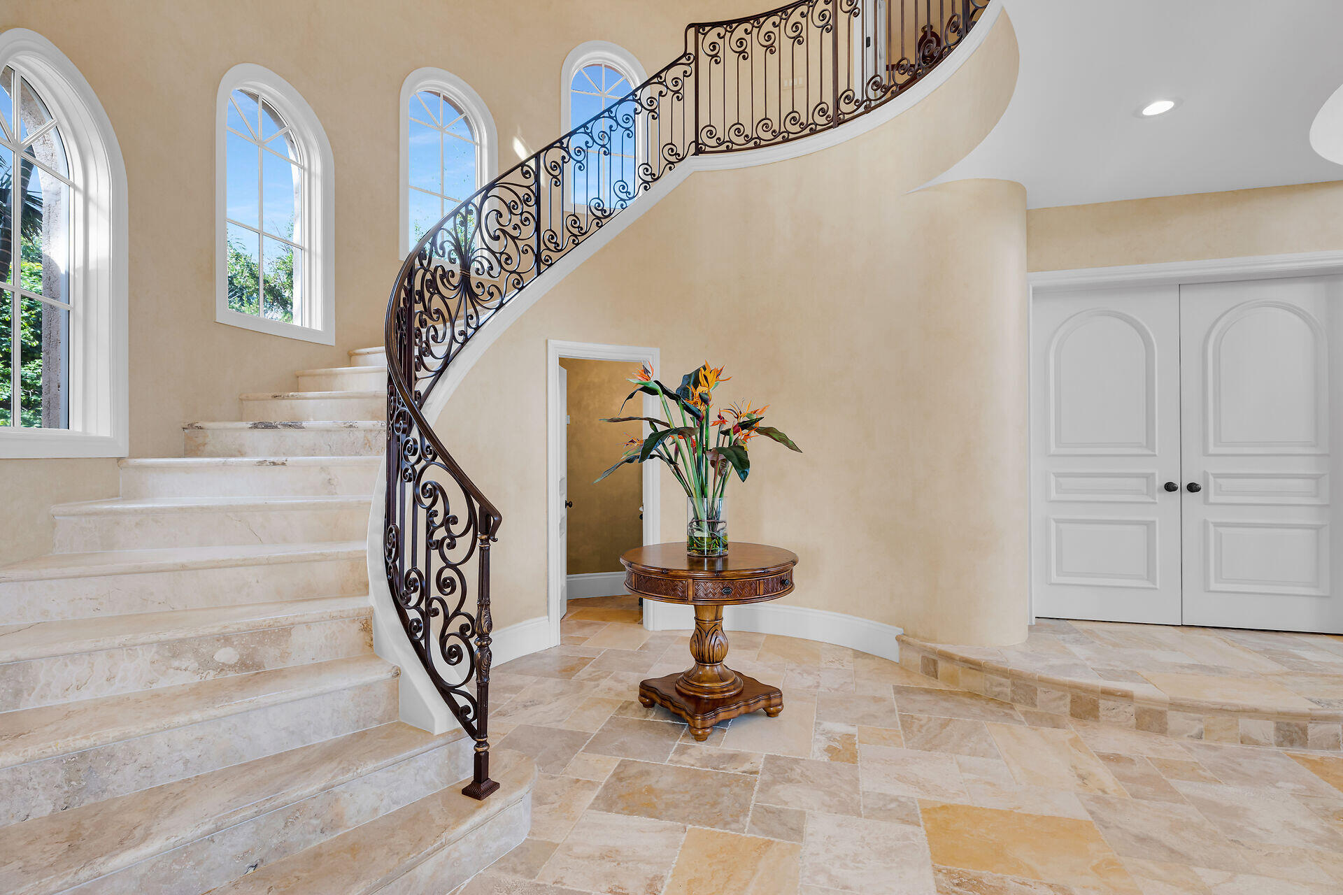 301 Ixora Street Marathon, FL 33050 - Photo 31 of 91 Staircase