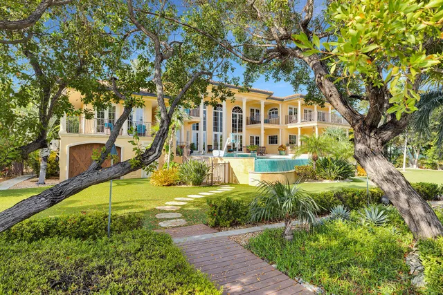 $12,450,000 | 301 Ixora Street, Marathon, FL 33050