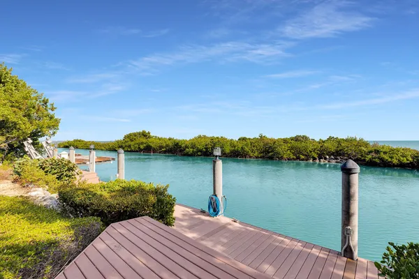 $12,450,000 | 301 Ixora Street, Marathon, FL 33050