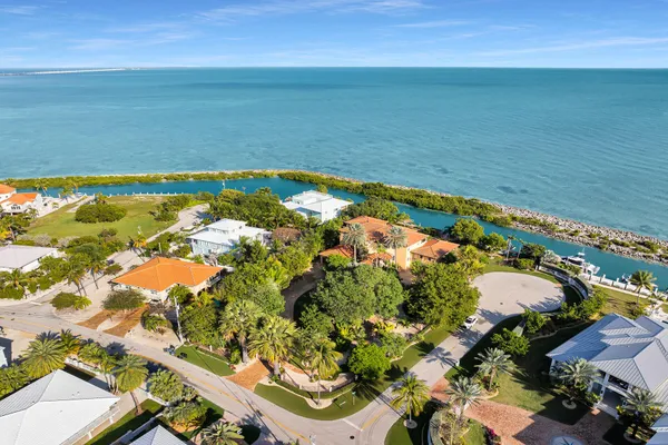 $12,450,000 | 301 Ixora Street, Marathon, FL 33050