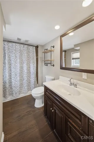 $349,000 | 8403 Gaskin Road, Clay, NY 13027