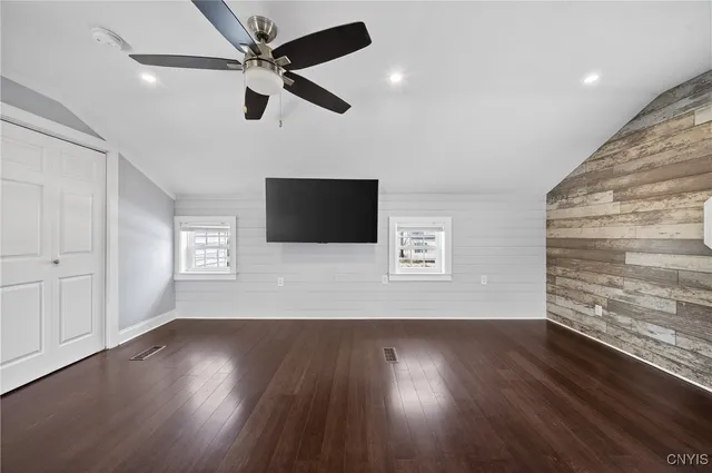 $349,000 | 8403 Gaskin Road, Clay, NY 13027