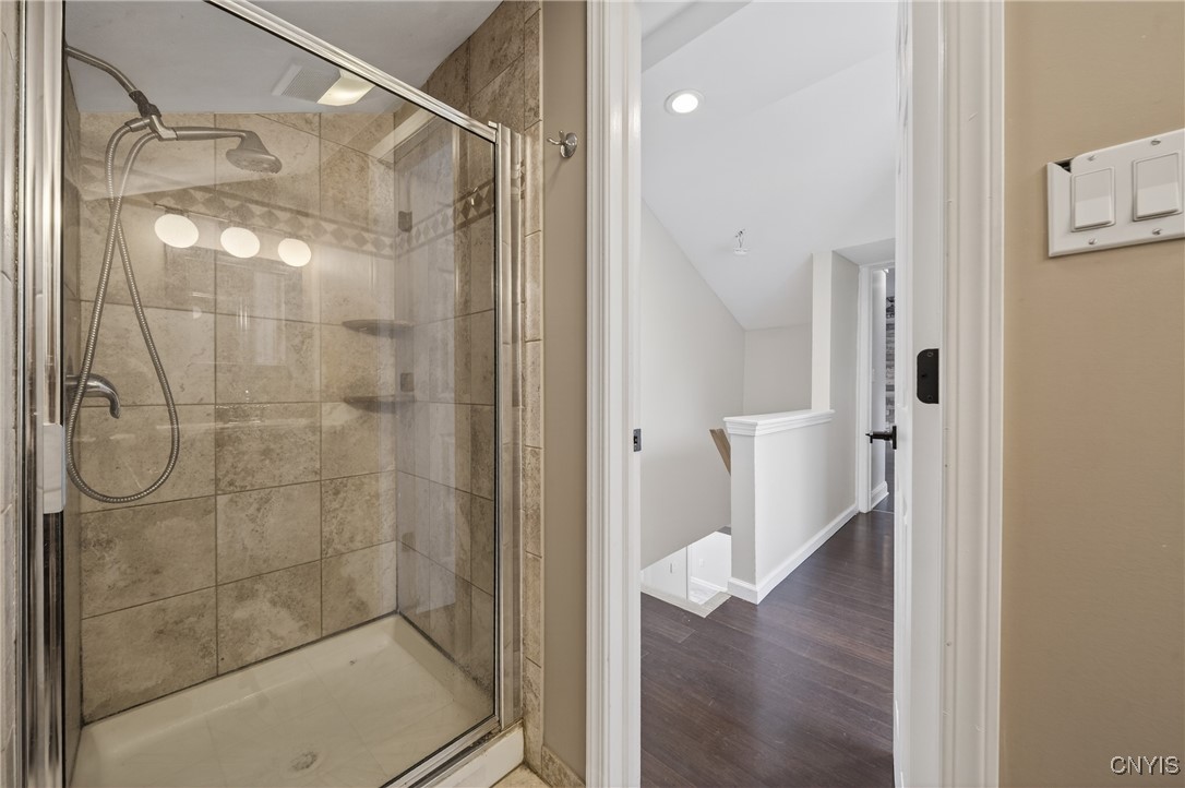 8403 Gaskin Road Clay, NY 13027 - Photo 38 of 49 Second floor full bathroom