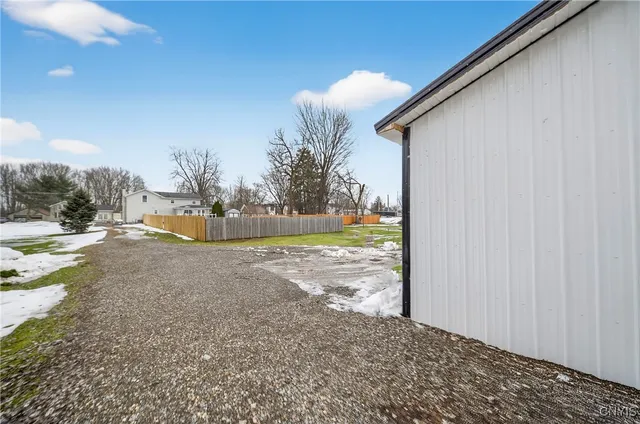 $349,000 | 8403 Gaskin Road, Clay, NY 13027