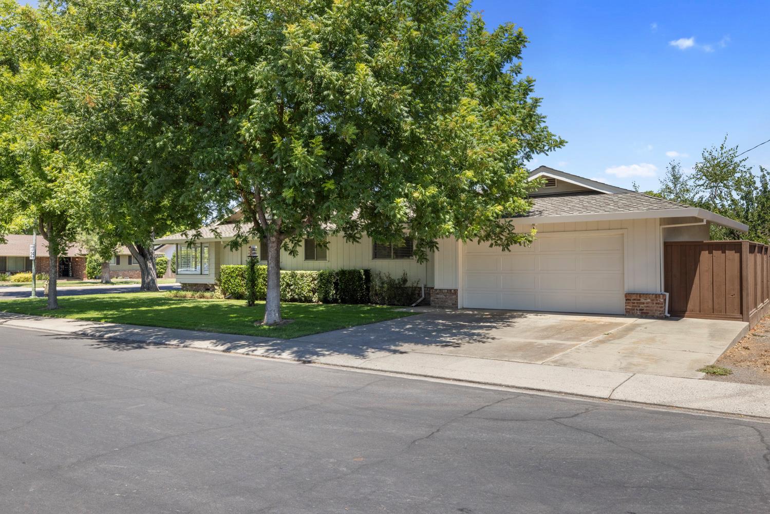 710 Leveland Lane Modesto, CA 95350 - Photo 2 of 59
