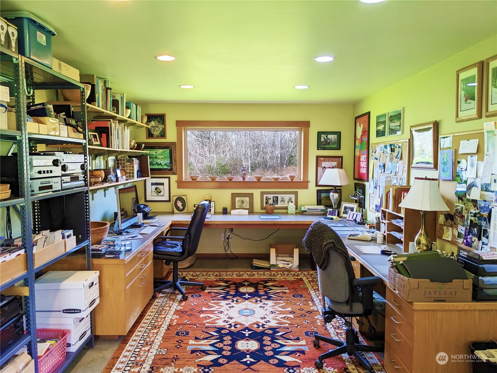 175 Dabob Post Office Road Quilcene, WA 98376 - Photo 31 of 40 a room with furniture and a rug