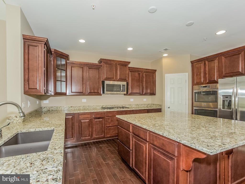 7705 Moores Road Brandywine, MD 20613 - Photo 11 of 30 Kitchen