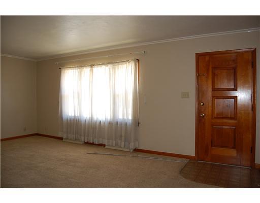 774 Gloucester Road Troy, OH 45373 - Photo 2 of 15 Gallery Image 2