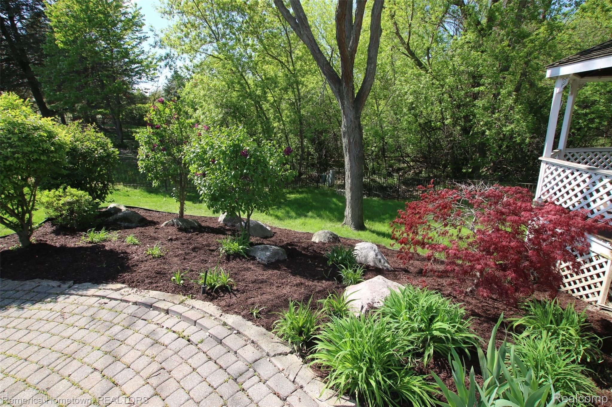 42486 Waterfall Road Northville, MI 48168 - Photo 8 of 35 IMG_2352.JPG