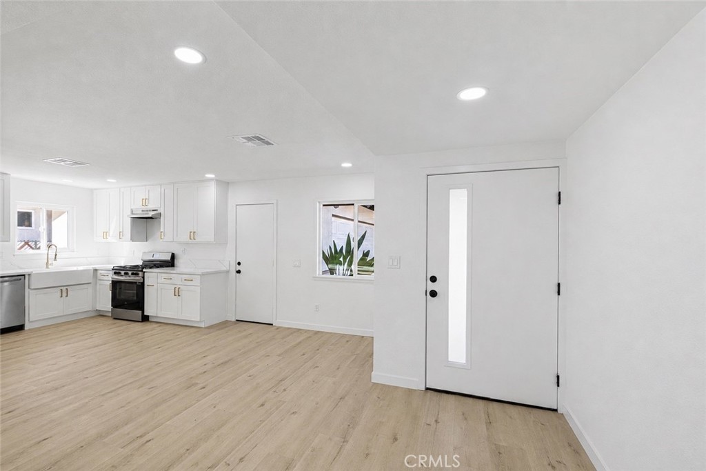 4123 Polk Street Riverside, CA 92505 - Photo 10 of 35