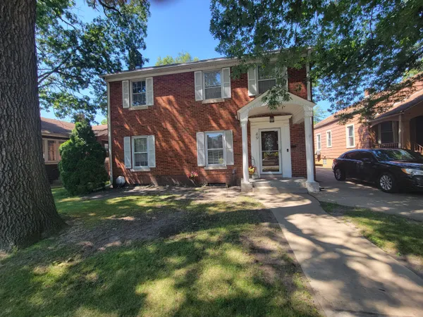 $299,900 | 49 Wildwood Road, Hammond, IN 46324