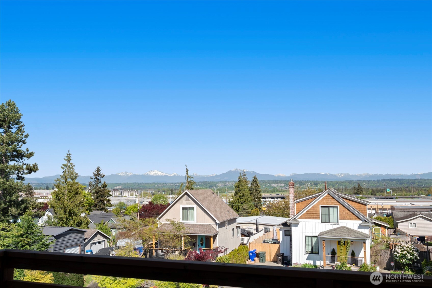 3610 Oakes Avenue Everett, WA 98201 - Photo 17 of 37 an aerial view of residential houses with outdoor space