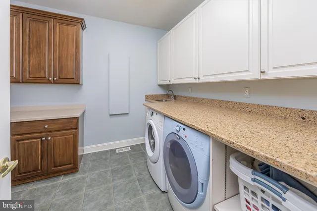 $1,060,900 | 218 Dominic's Court, Swedesboro, NJ 08085